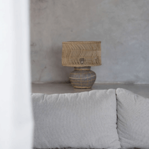 Lampe béton et rotin