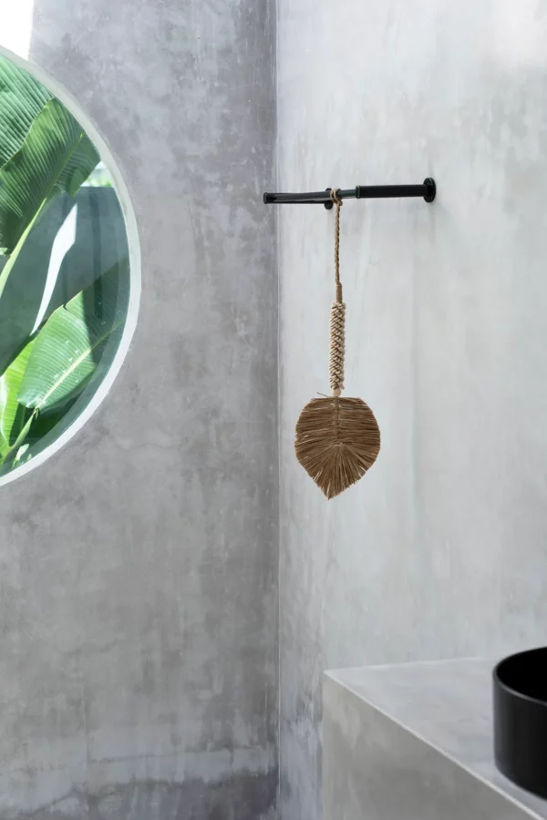 Le pompon en coquillage de raphia - Crème naturelle – Image 2