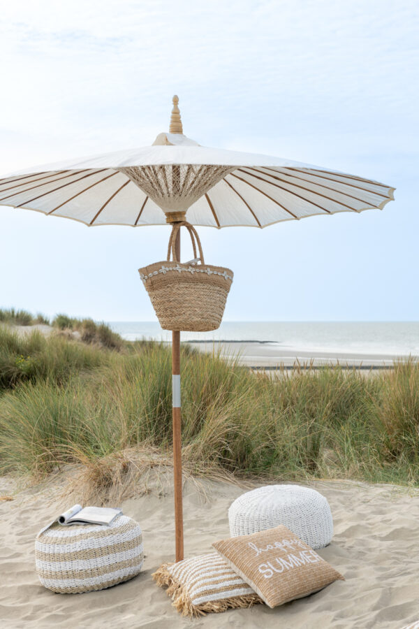 Pouf Rond à Rayures en Plastique Tissé Blanc/Naturel – Image 3